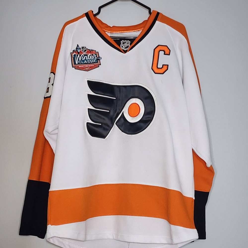 Mike Richards 2010 Philadelphia Flyers Winter Classic Jersey [50] M Fight Strap